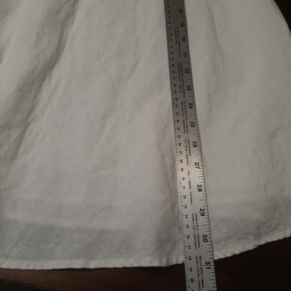 Elegant White Women's Skirt - Picture 2 of 14